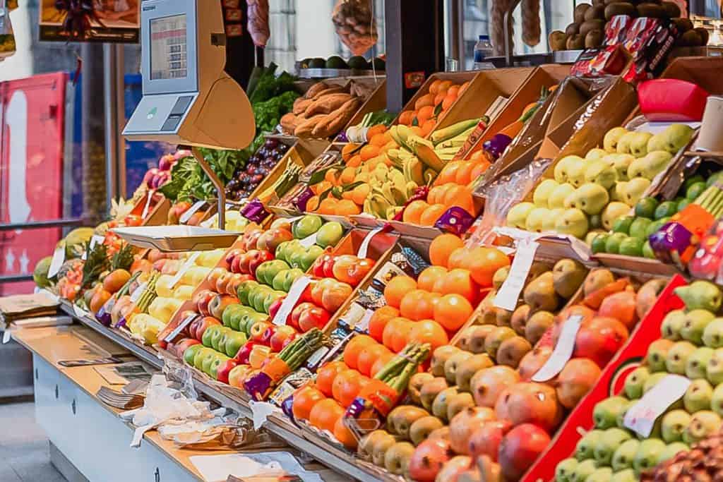 Madrid top 10 restaurants for tapas and sweets - Sightseeing - Mercado de San Miguel - Madrid, Spain - Tapas, Bars and Entertainment