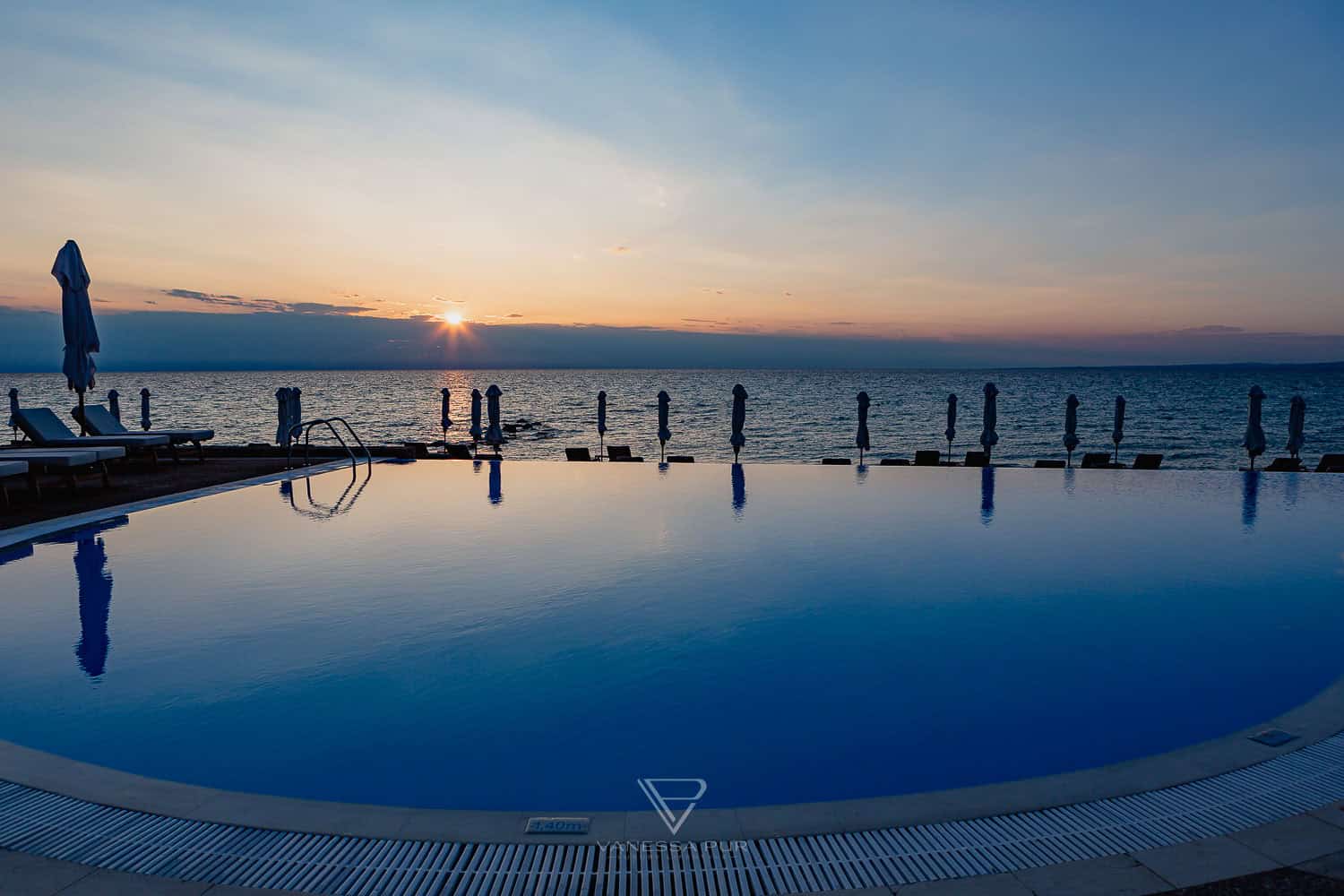 Hotel SANI Resort Greece - Hotel impression & experience - Luxury Hotel SANI Resort Greece - Hotel review and experience in mainland Greece - 800 rooms, 17 restaurants, 1500m beach,