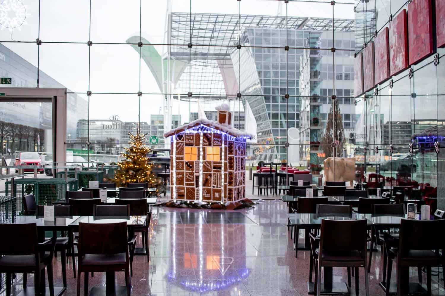 Hilton Munich Airport Hotel - Airport Hotel Munich - Airport hotel experience Hilton Munich Airport Hotel at Munich Airporthotel. Accommodation, luxury, restaurant, pool, view, room, buffet, Airporthotel München - Hilton Munich Airport Hotel - Munich Terminals - Wintermarket and Christmas market - new rooms