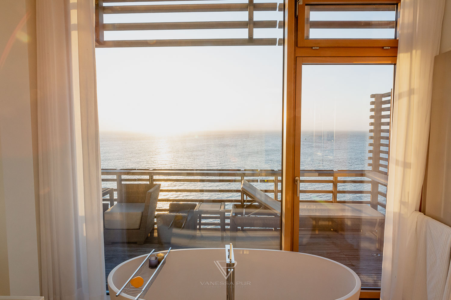 Hotel Budersand Sylt - luxury hotel with golf course - Vacation at the southern tip of Sylt - sunrise, sea view, room